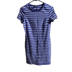 Old Navy tshirt dress size small